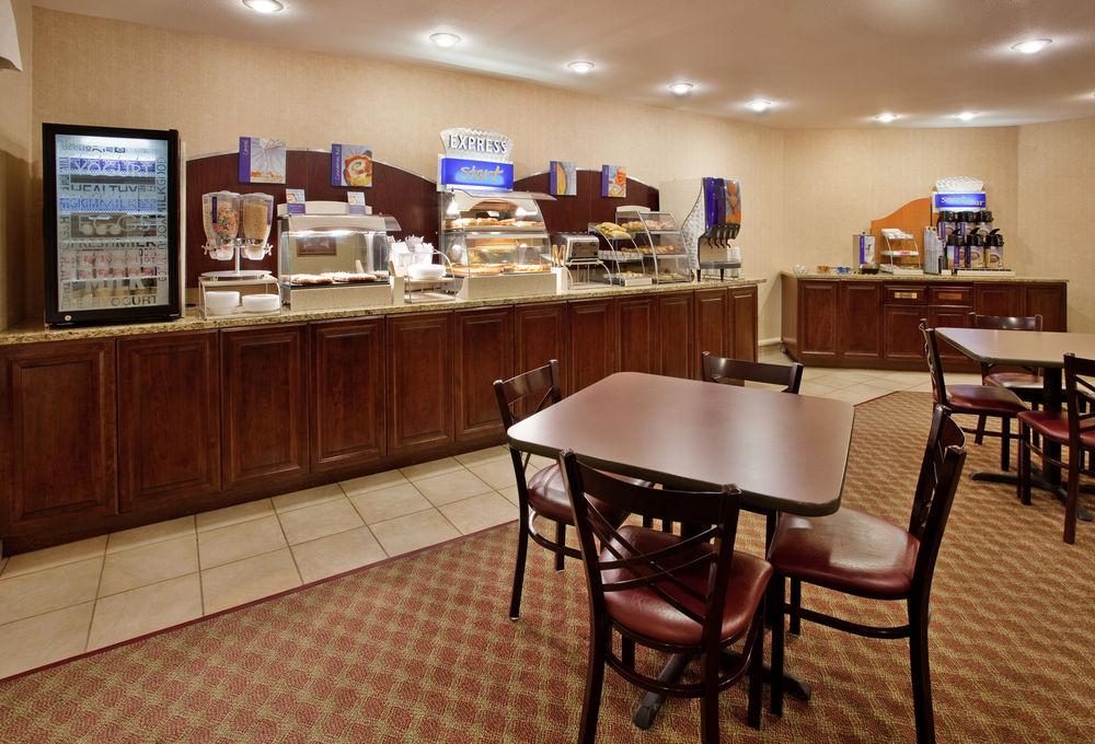 Holiday Inn Express Hotel & Suites Maryville By Ihg Eksteriør bilde